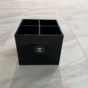 Chanel Black Acrylic makeup/brush  Organizer - 4-Compartment